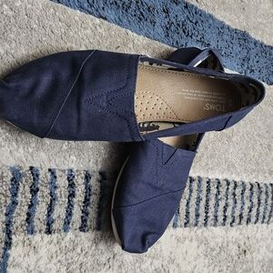 Navy blue Toms Alparagtas